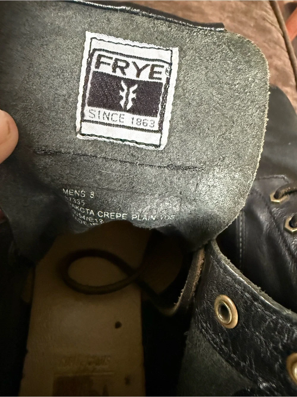 Frye Black Leather Lace-Up Men's Boots with Brown Welt size 8